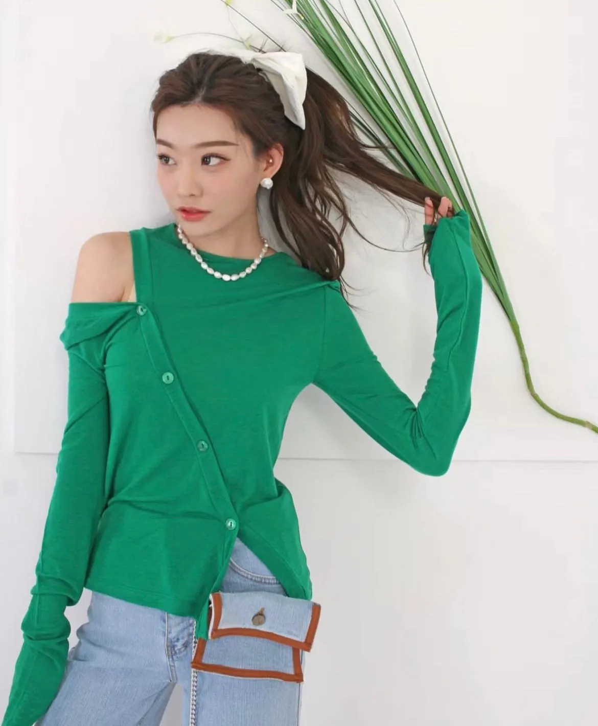Assymetrical Long Sleeves Diagonal Buttons Sweater