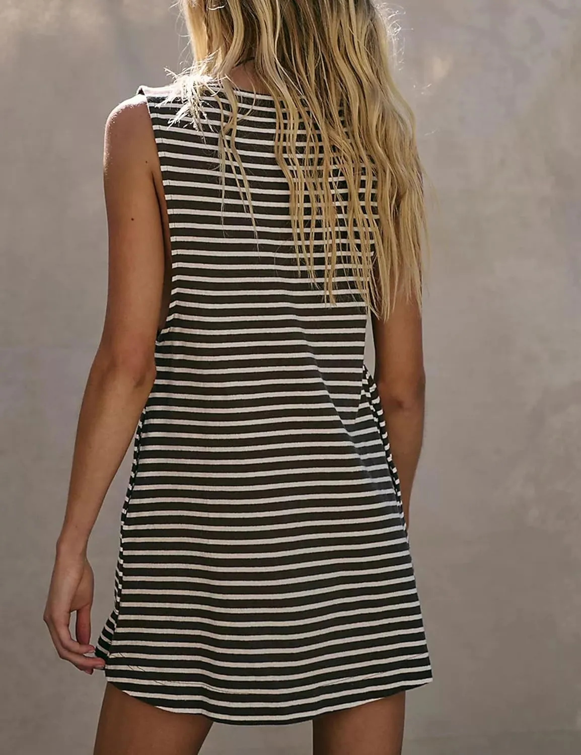 Bozanly Summer Sleeveless Striped Dresses for Women 2025 Cute Beach Mini Tank Sundresses with Pockets