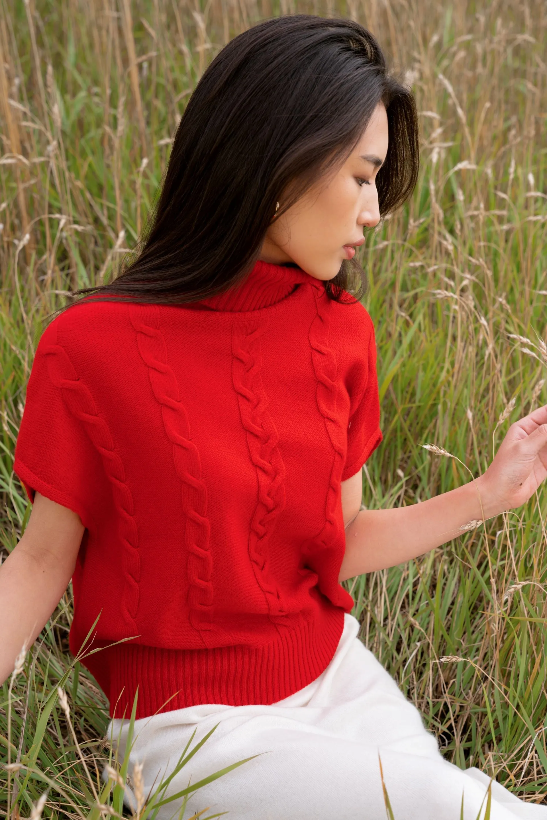 Cable-knit Turtleneck Vest