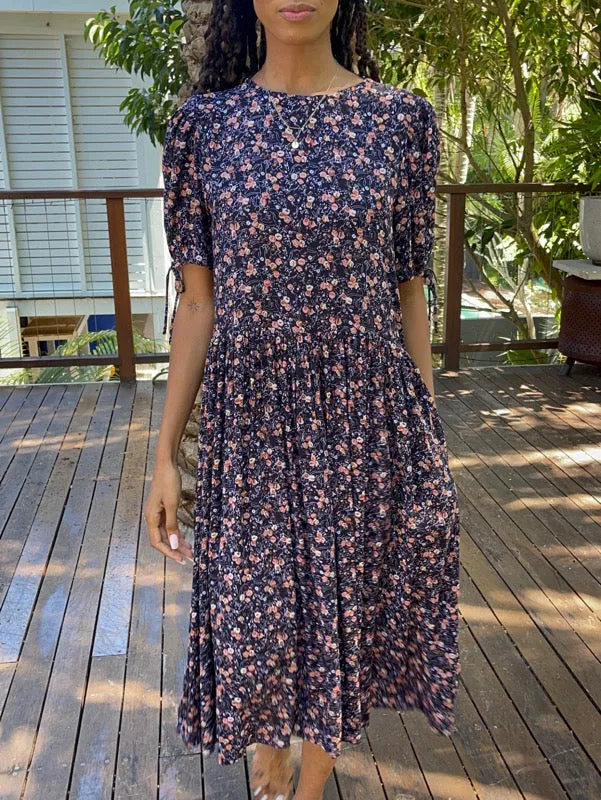 Cecilie Vintage Floral Midi Dress