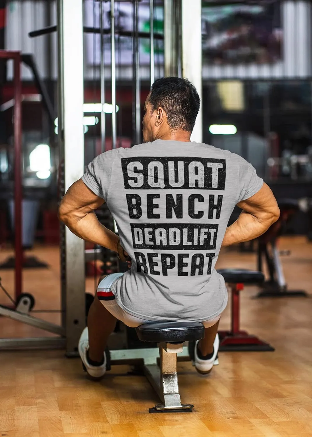 D R DETROIT REBELS Squat Bench Deadlift Repeat Gym Workout Shirts for Men Weight Plate Gym T-Shirt