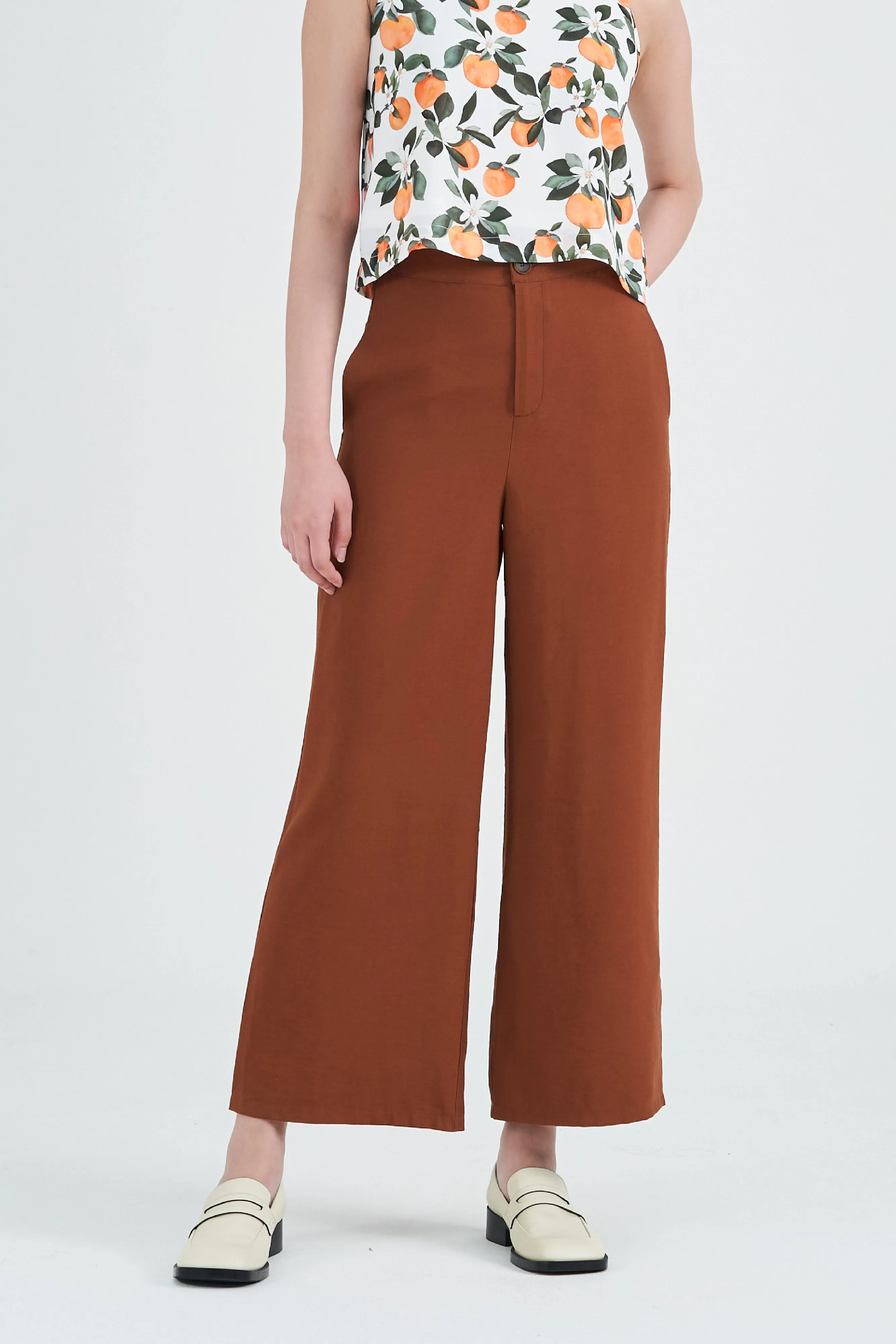 Dakota Straight Leg Pants in Terracota Brown