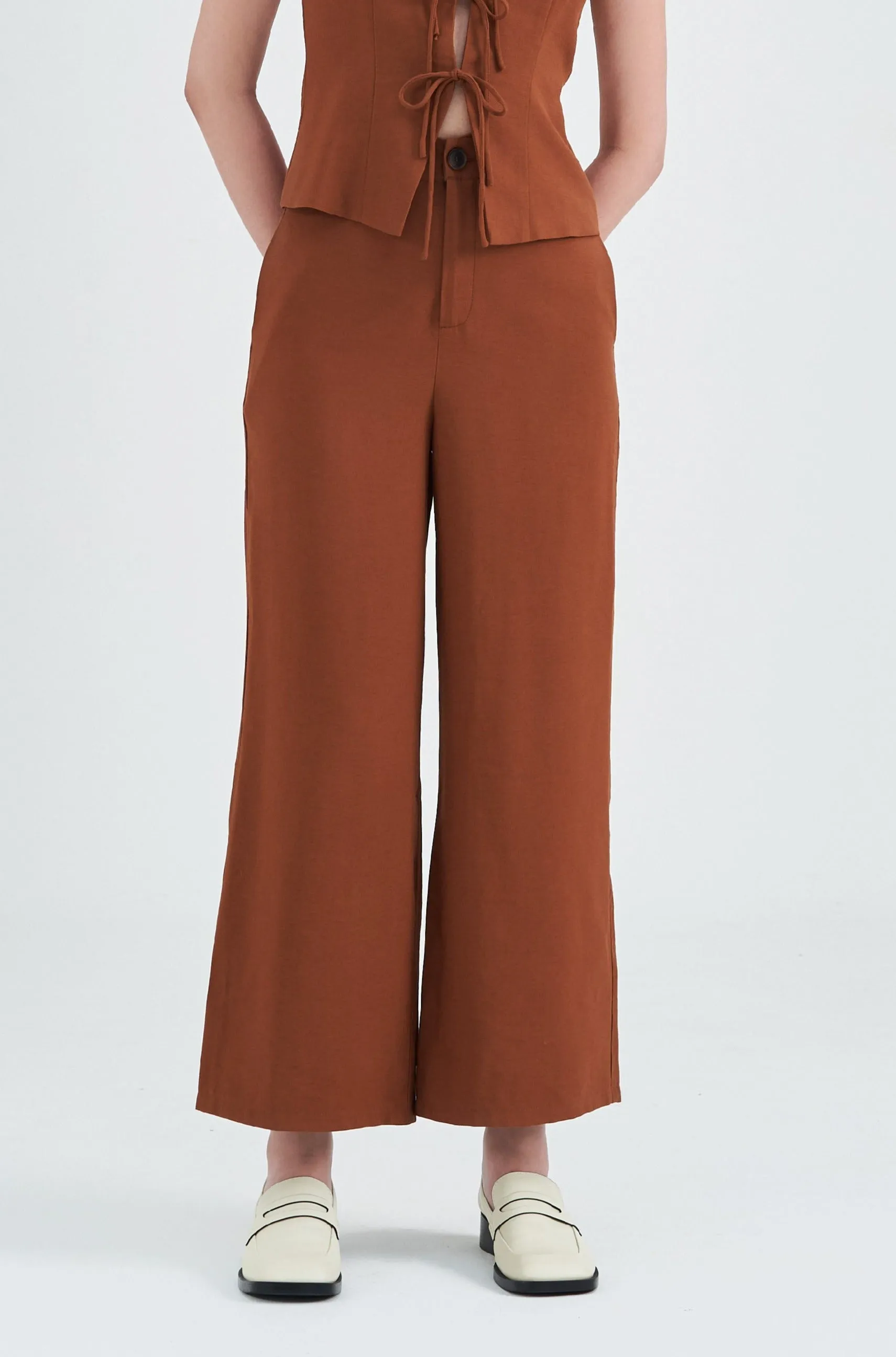 Dakota Straight Leg Pants in Terracota Brown