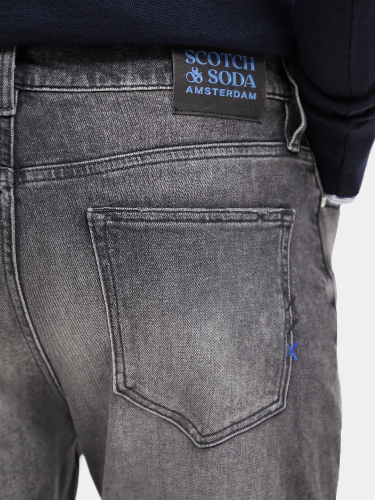 Drop regular tapered-fit jeans