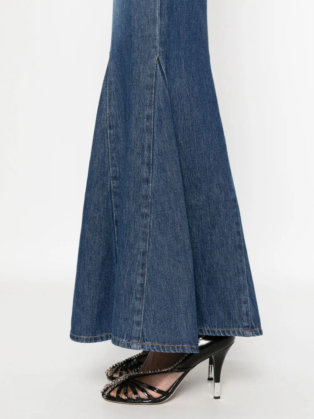 Fluid Flare Jeans