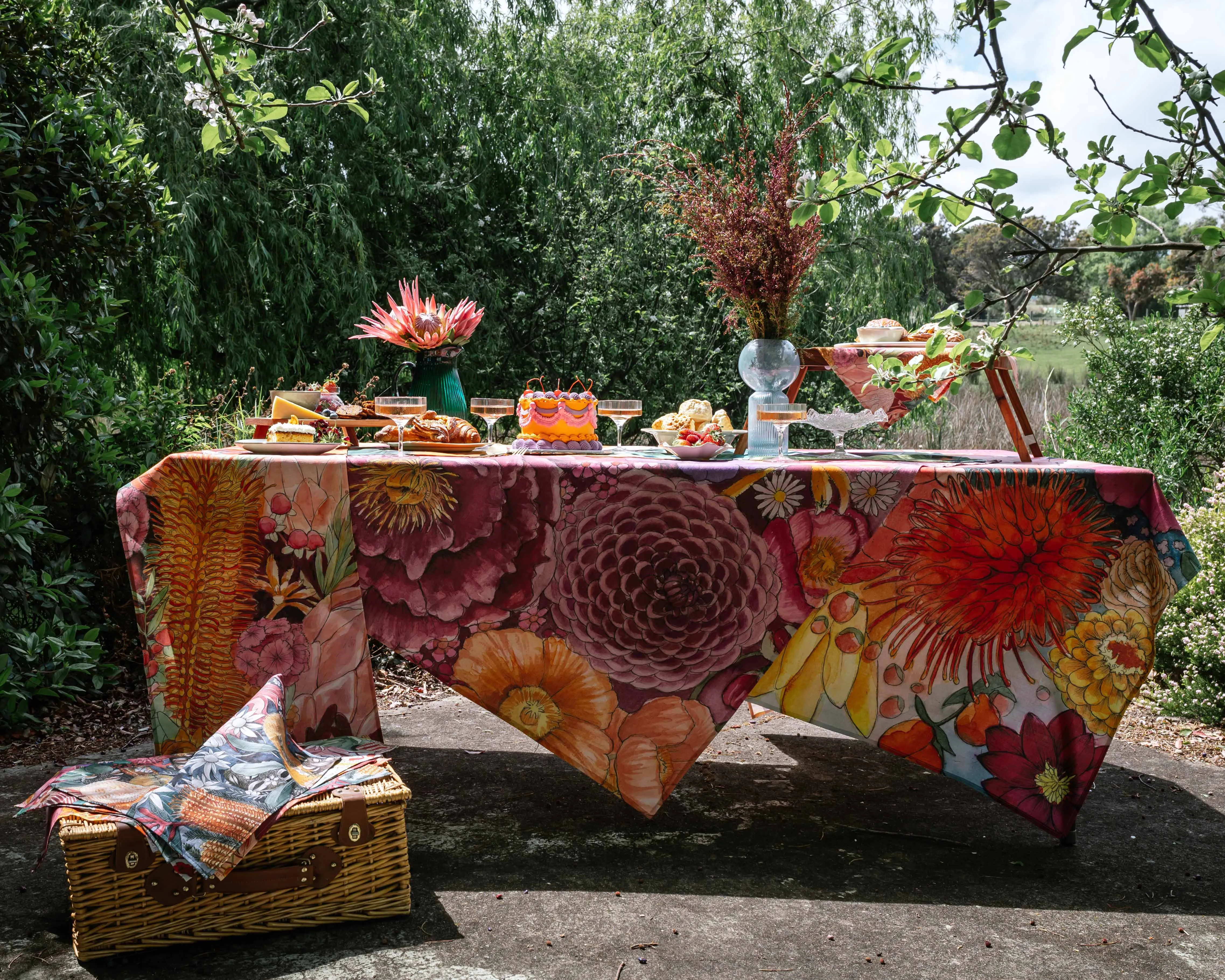Good Fortunes Table Runner