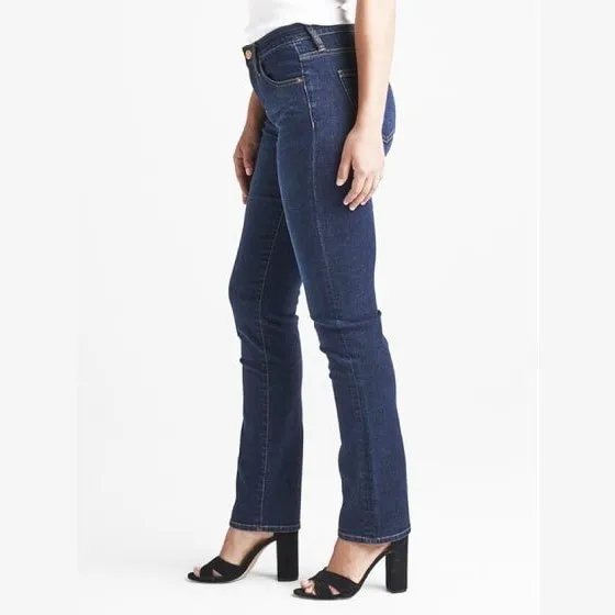 Jag Women's Jeans Ruby Mid Rise Straight Leg Best Kept Secret