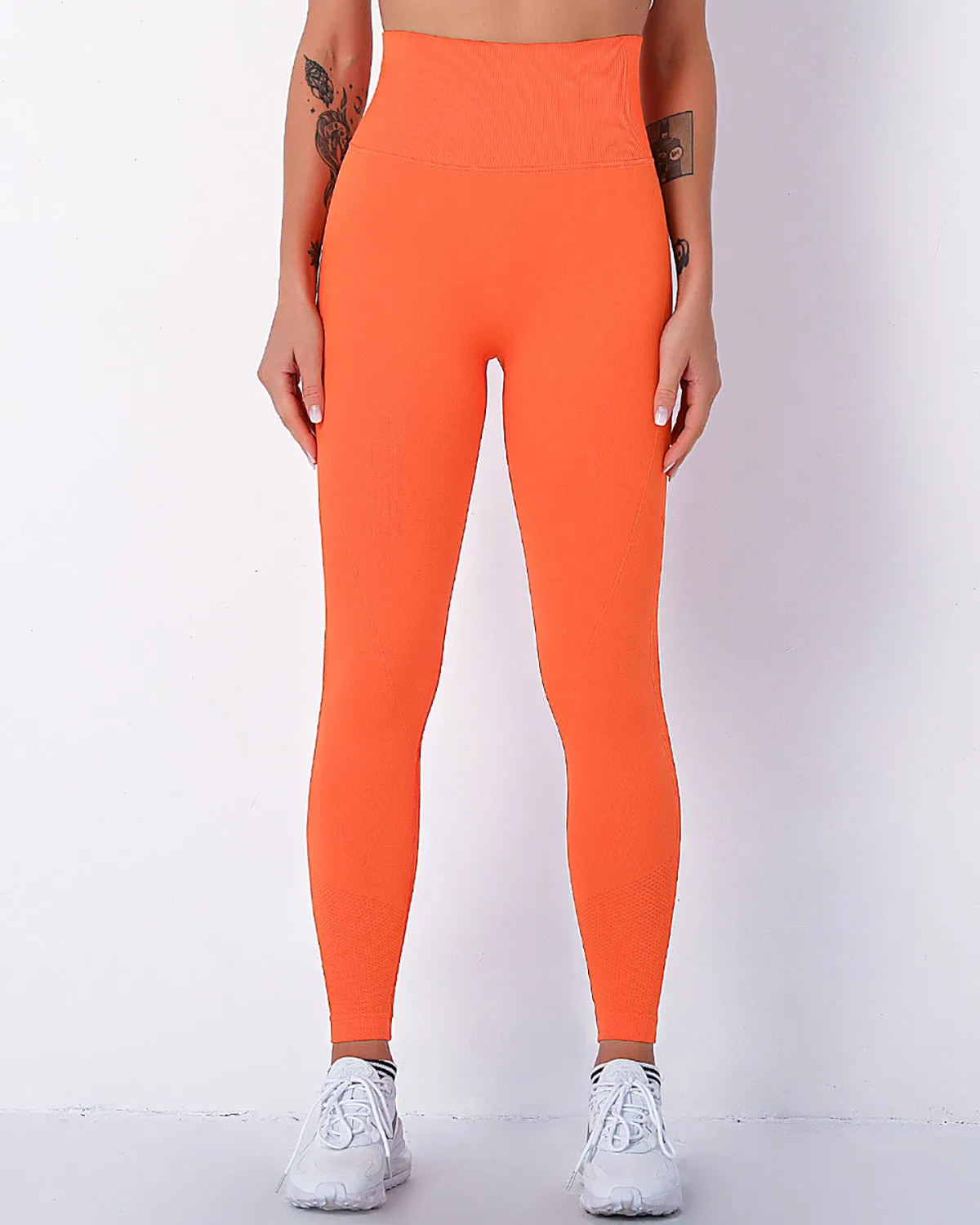 Jiulia Blanc Seamless Scrunch Leggings