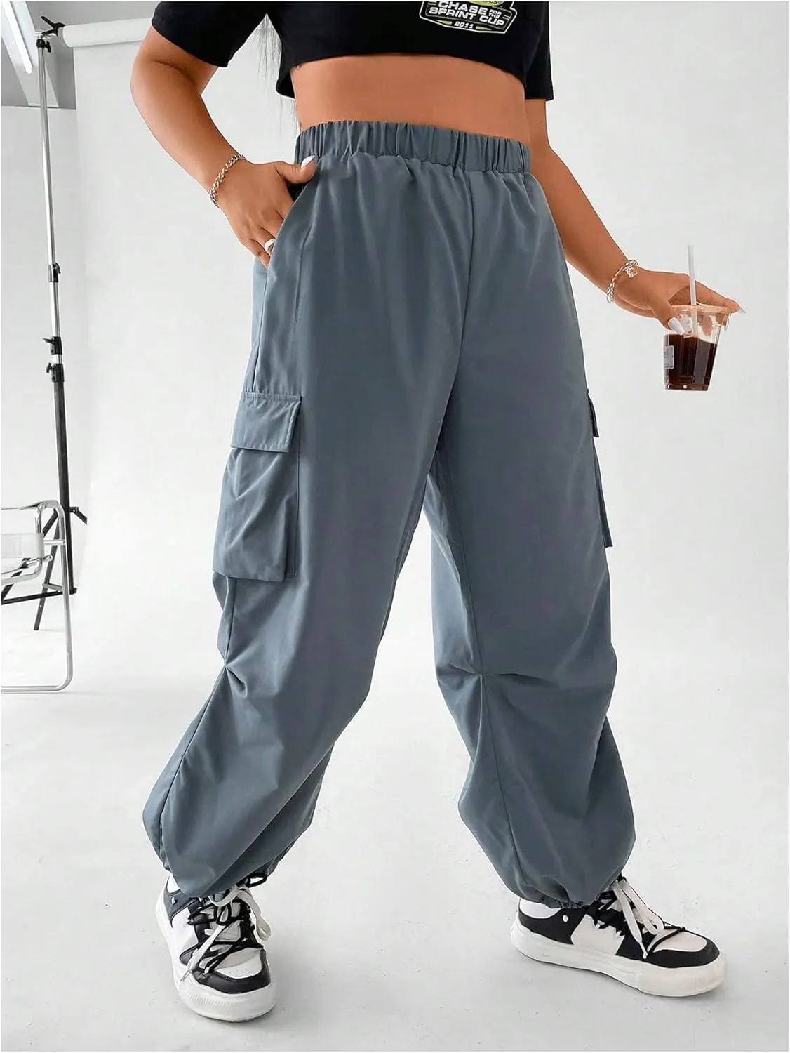 OYOANGLE Women's Plus Size Elastic High Waist Flap Pocket Cargo Pants Streetwear Loose Baggy Trousers with Pocket