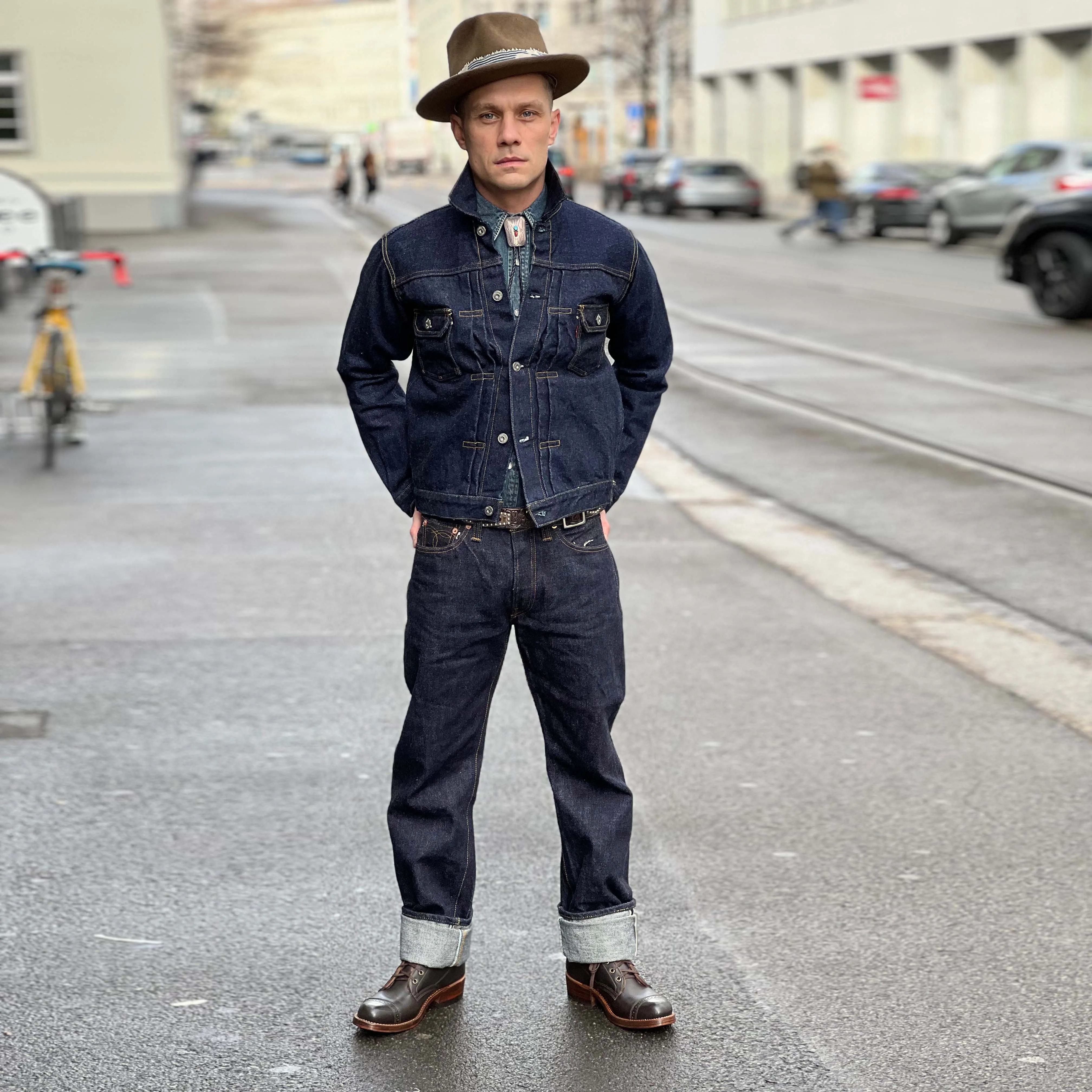 Samurai x Oldblue 21 oz Slim Straight «Wild West Tale from The East» Denim