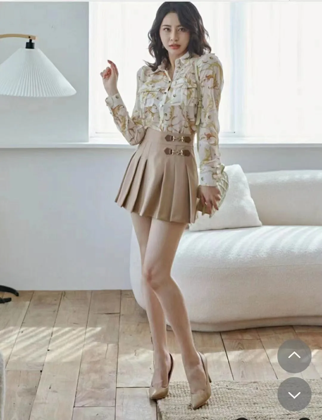 Side Buckles Mini Pleated Skirt