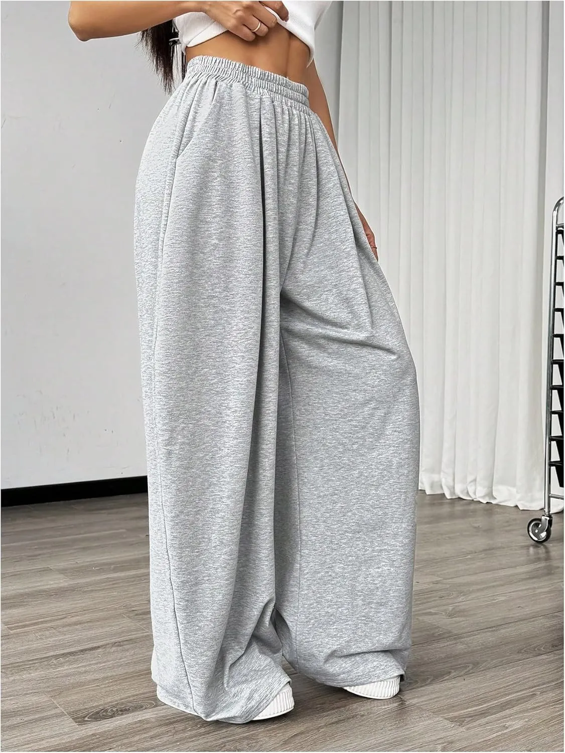 SweatyRocks Women's Wide Leg Pants Elastic High Waist Loose Athletic Sweatpants with Pockets