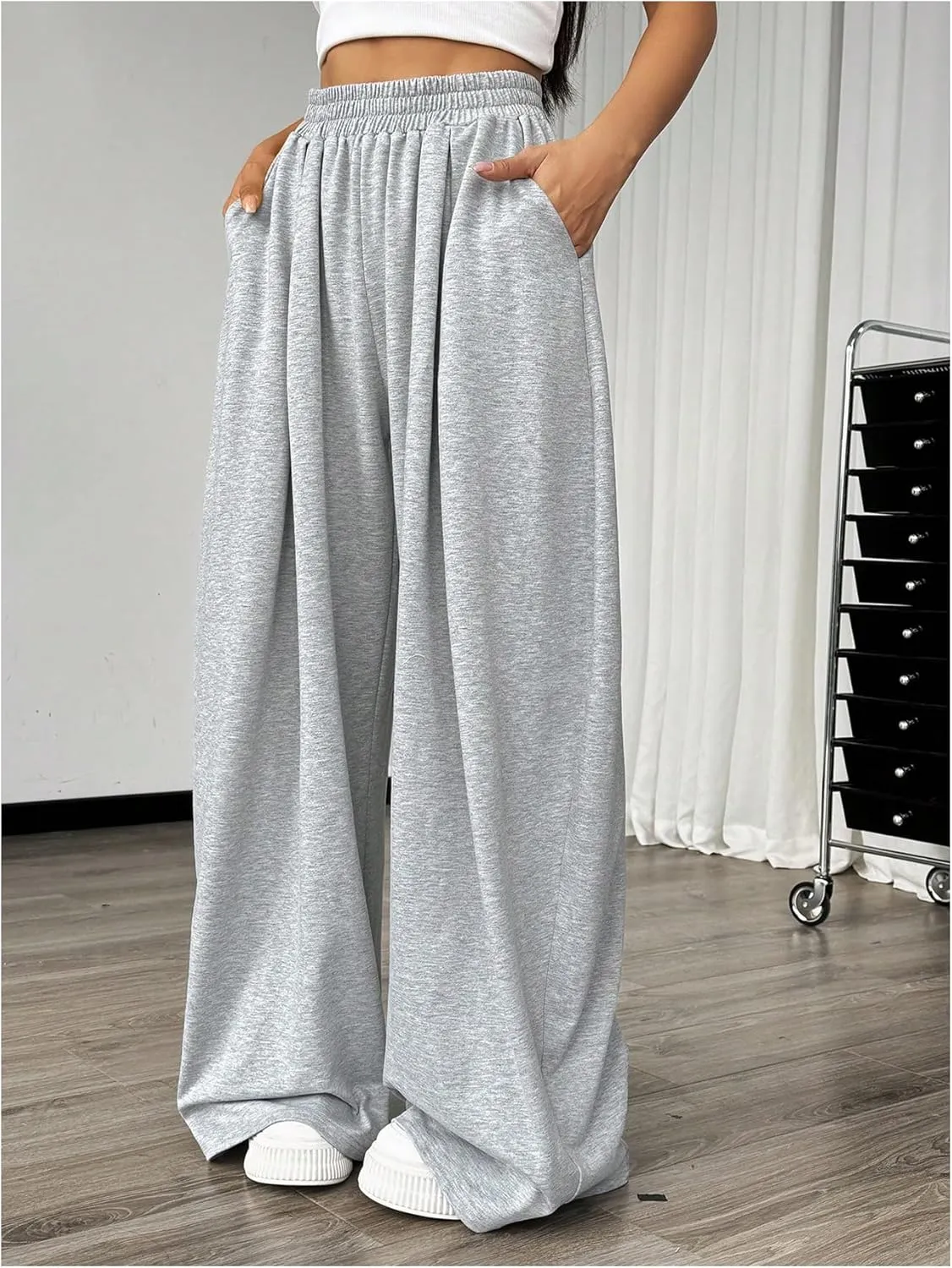 SweatyRocks Women's Wide Leg Pants Elastic High Waist Loose Athletic Sweatpants with Pockets