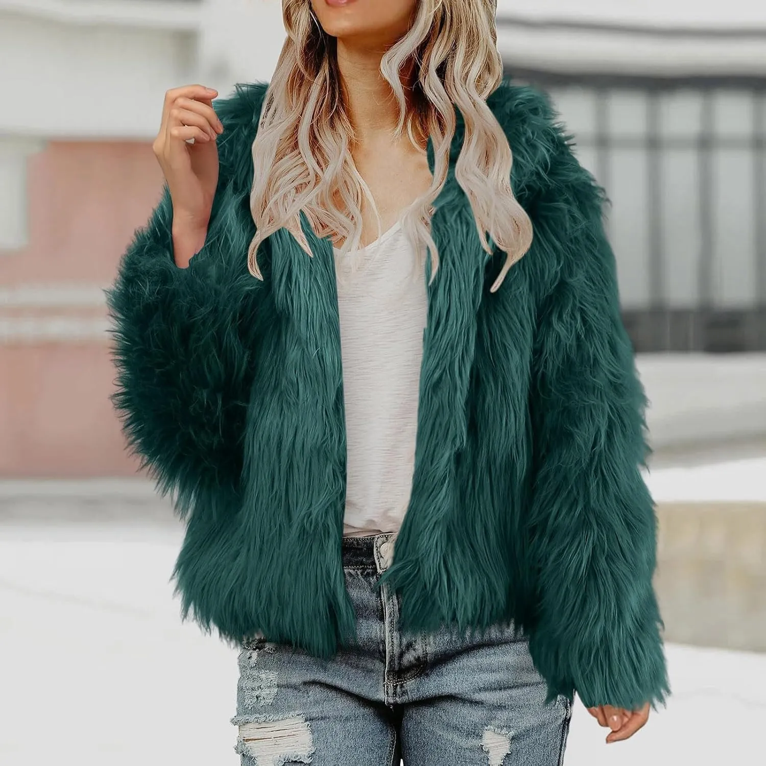 Women's 2024 Winter Coats Fleece Cropped Fuzzy Jacket Long Sleeve Pockets Shaggy Warm Outerwear Soft Clothes