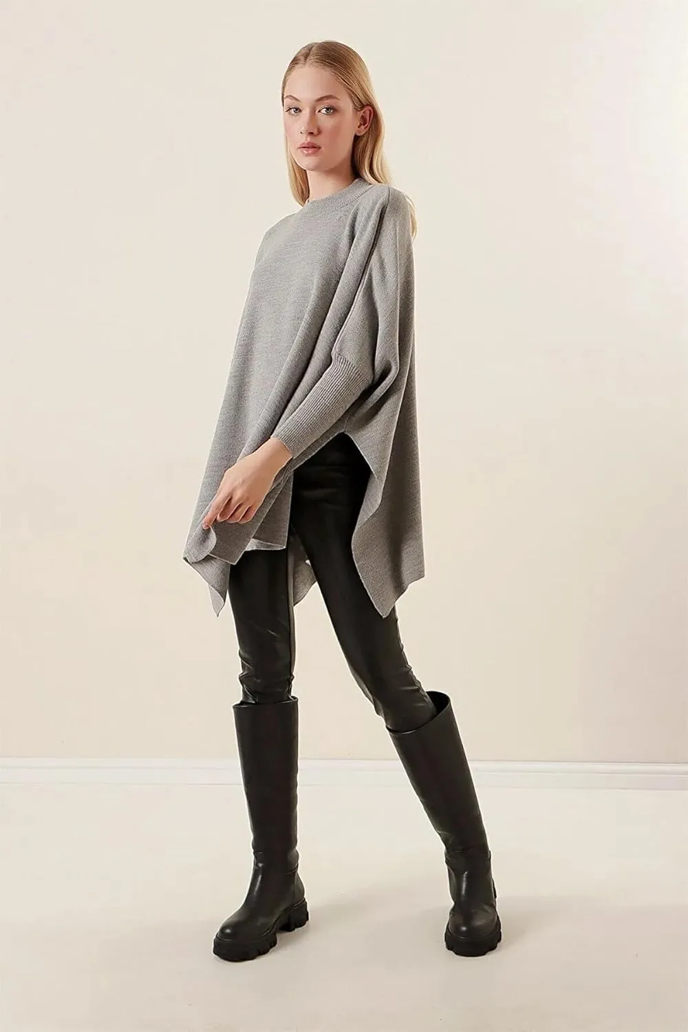 Women's Crew Neck Batwing Sleeve Split Hem Oversized Knit Poncho Sweater