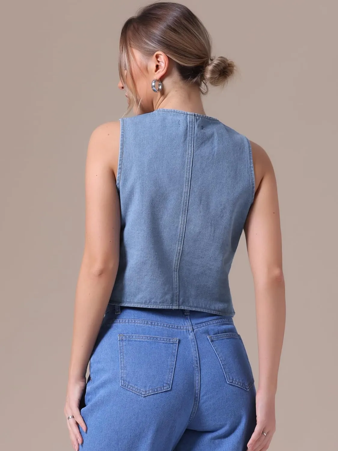 Women's Denim Vest V Neck Button Down Sleeveless Waistcoat Vest Top Western Outfits Casual Jean Vests