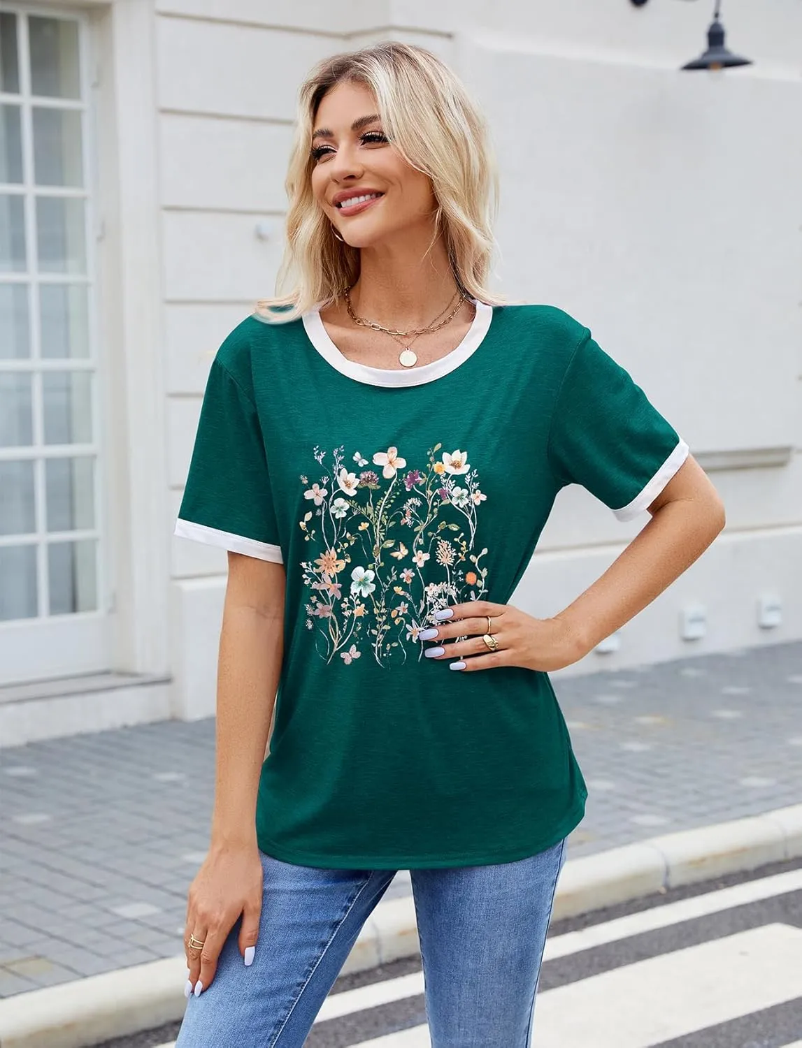 Women's Wildflower Graphic Tees Cute Vintage Floral T Shirt Short Sleeve Casual Loose Printed Tops 