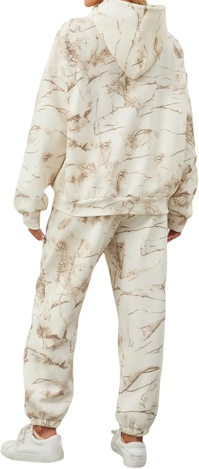 ZWRXW Camo Sweatsuits Women 2 Piece Outfit Lounge Set Maple Leaf Print Oversized Hoodie Camo Sweatpants Set Casual Tracksuit